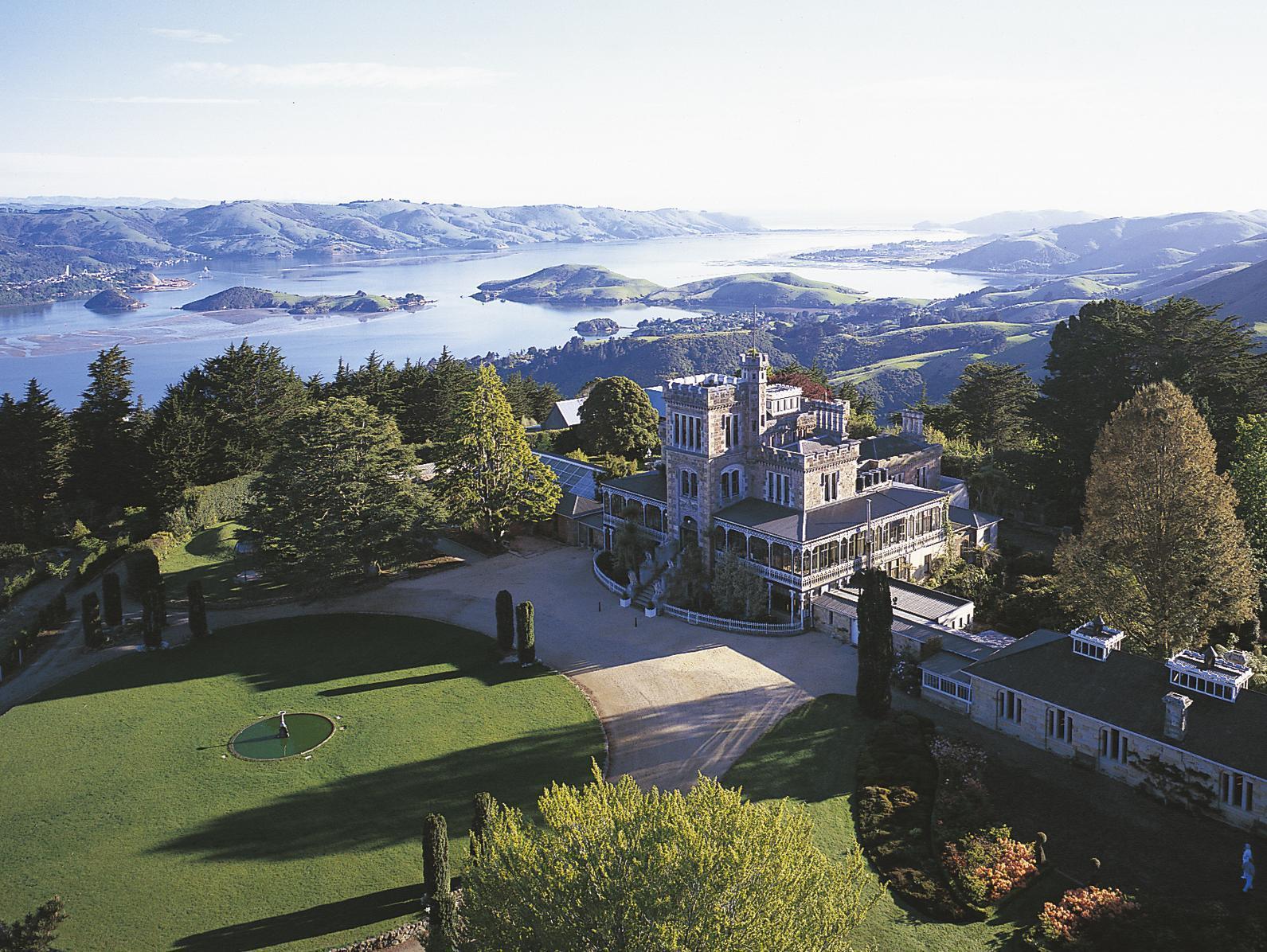 Larnach Lodge & Stable Stay Dunedin Buitenkant foto